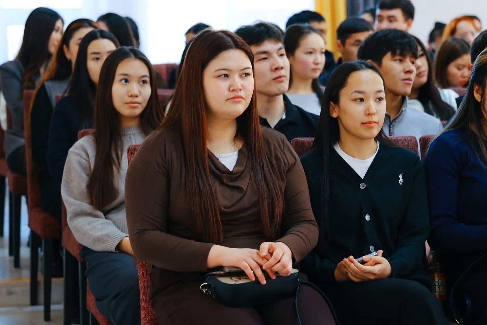 Безопасное будущее: общая ответственность в противодействии сталкингу