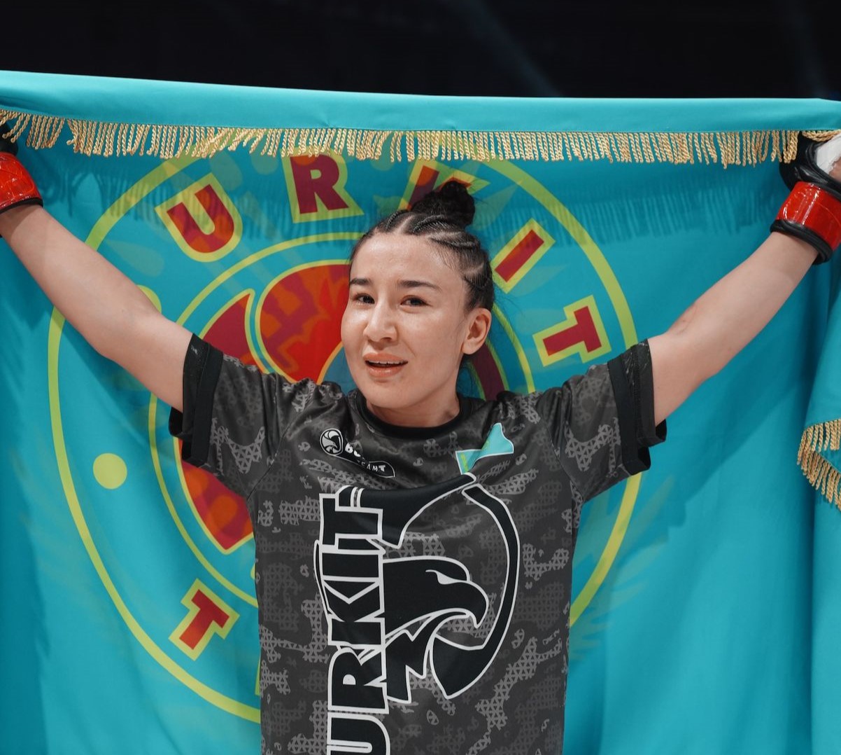 Казахстанская военнослужащая одержала досрочную победу над соперницей из Китая