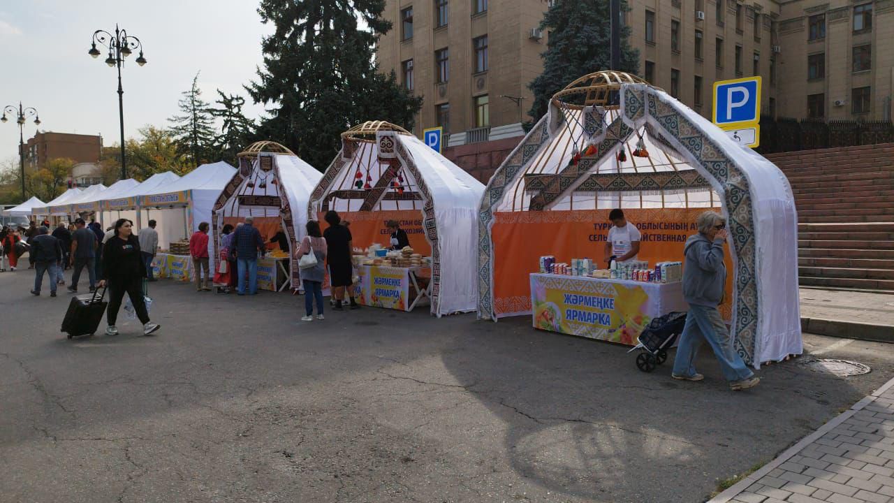 Миллион жителей и гостей города посетили ярмарки выходного дня в Алматы