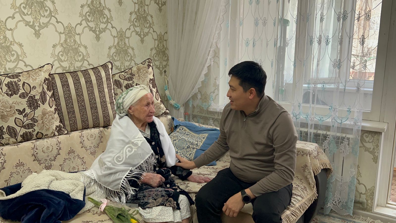 🔰 Почётным матерям было оказано уважение