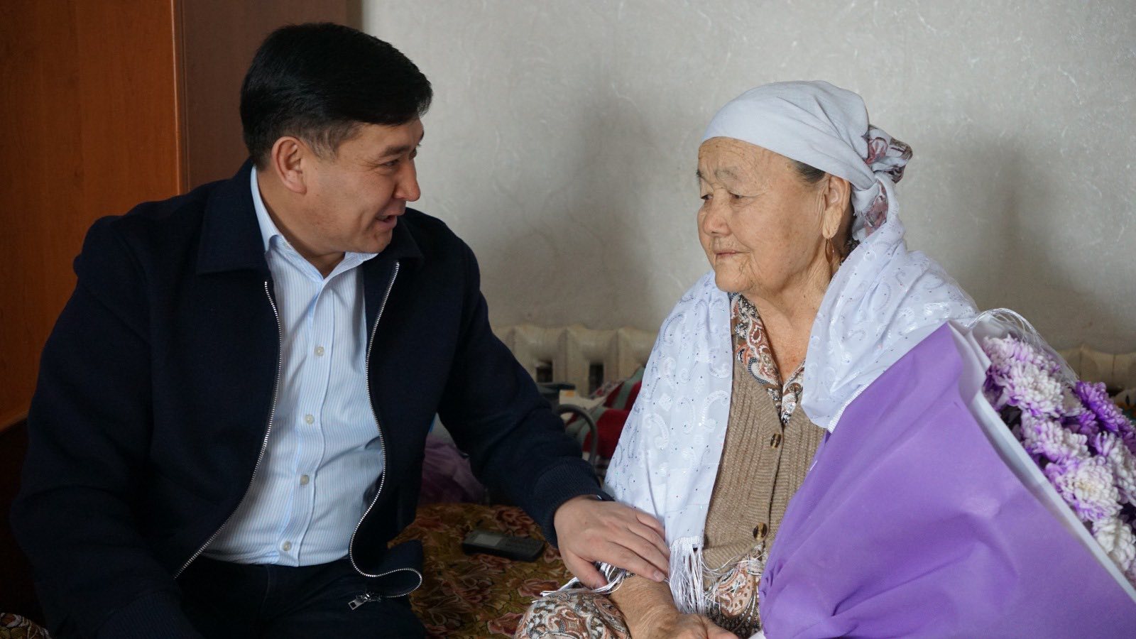 УВАЖЕНИЕ К МАТЕРЯМ — СУТЬ ПРАЗДНИКА 8 МАРТА