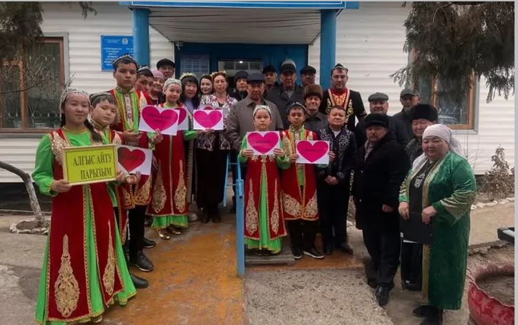 27 февраля в селе Улкеншыган состоялось мероприятие под названием «Наша благодарность безгранична», посвящённое празднику 1 марта – День благодарности