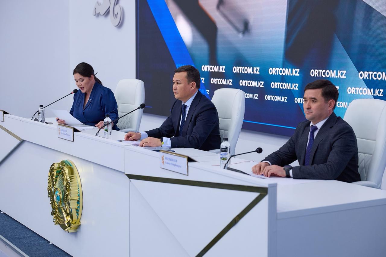 В ходе пресс-конференции в Службе центральных коммуникаций при Президенте РК председатель Комитета по принудительному исполнению Министерства юстиции РК Махсат Балабеков сообщил об итогах исполнения исполнительных документов за 2025 год