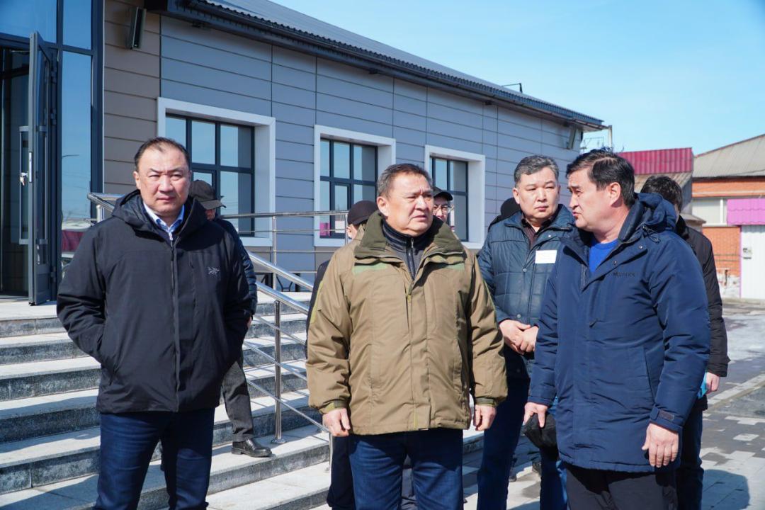 В Буландынском районе проверили ход реконструкции железнодорожного вокзала