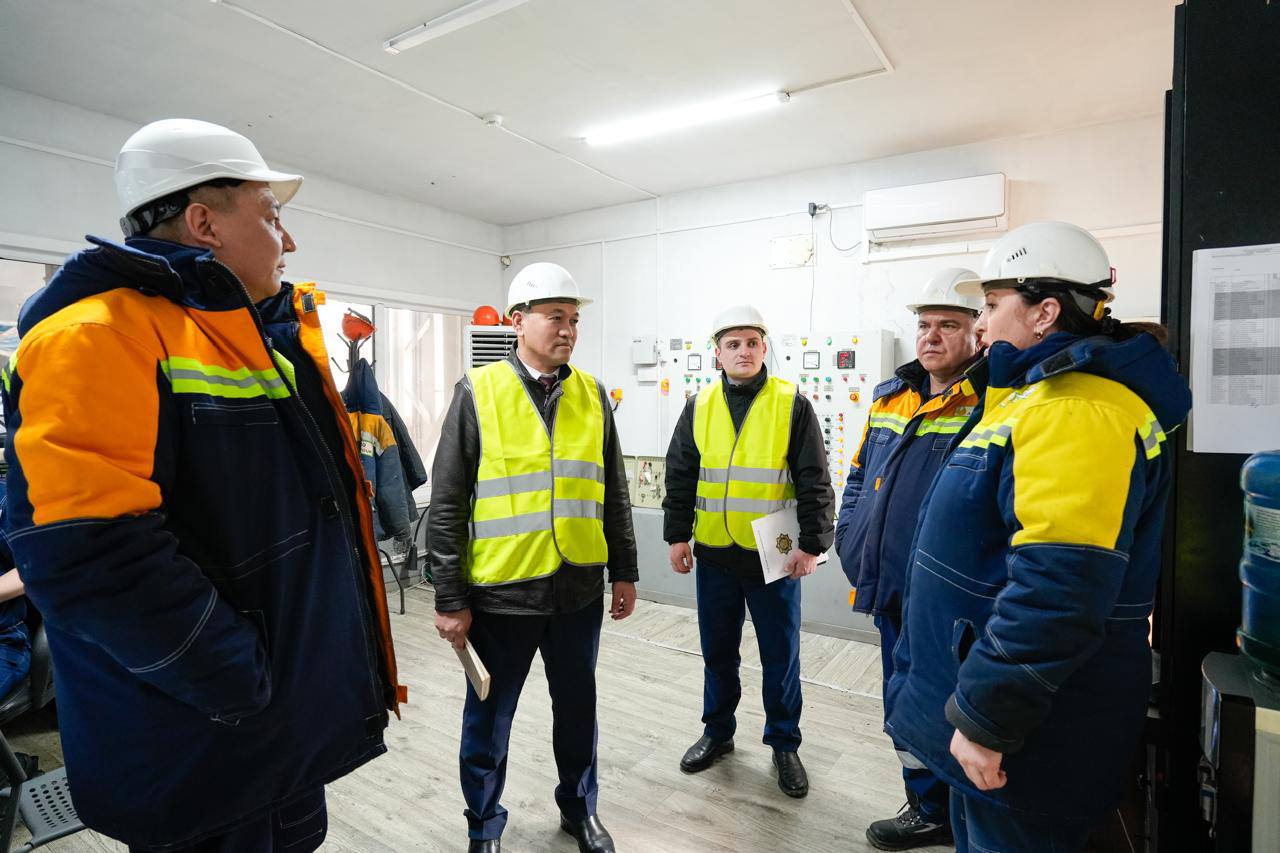 Защита прав работников: встреча с трудовым коллективом ТОО «Qazaq-Astyq Group».