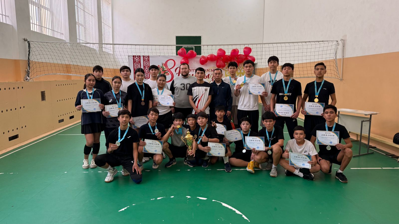 В селе Ульгули прошел региональный турнир по волейболу