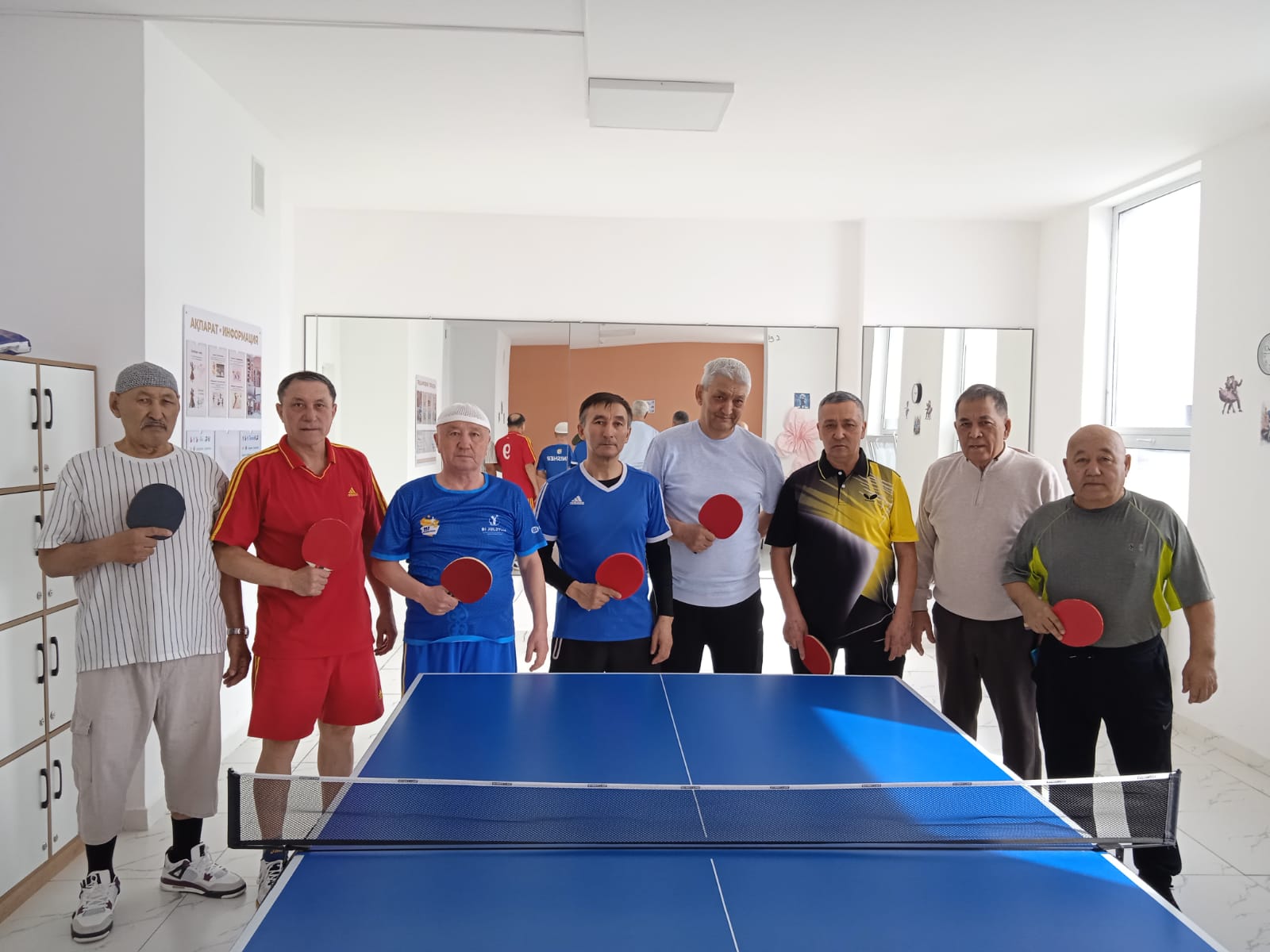 Турнир по настольному теннису среди пенсионеров прошел в Астане
