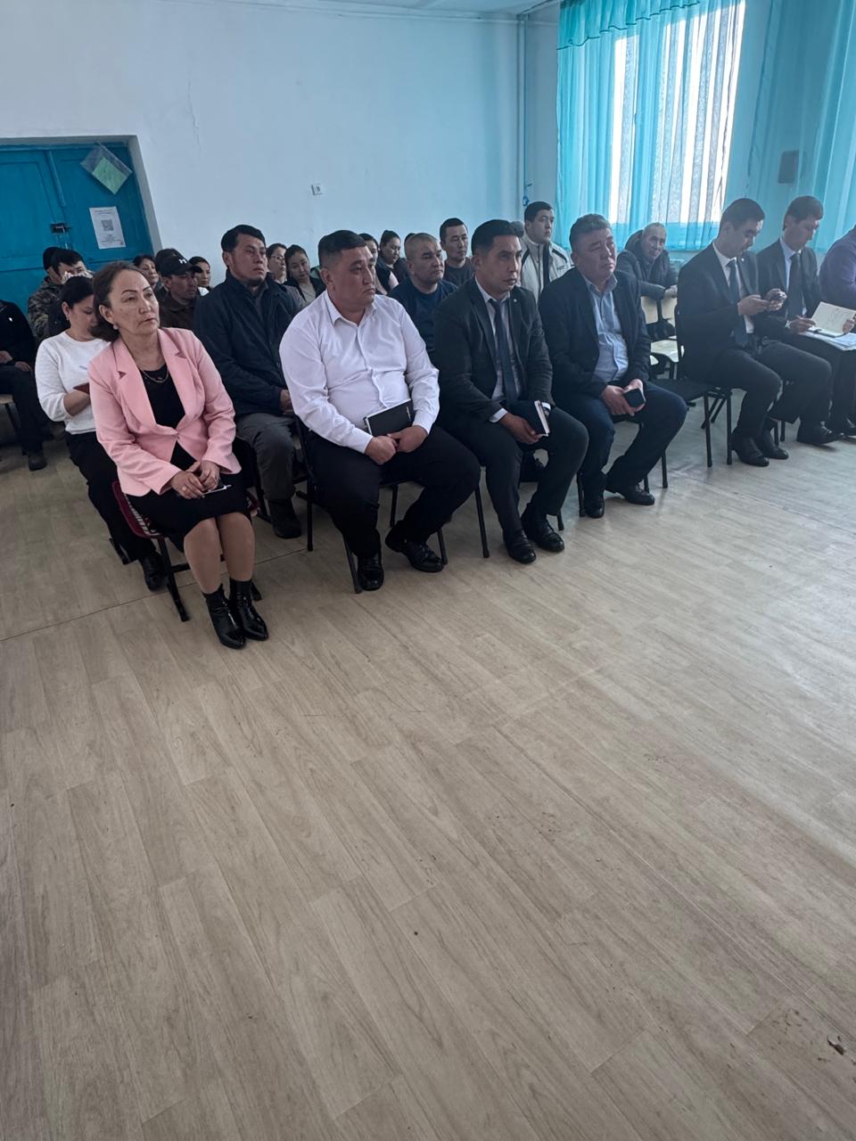 Аким района продолжает встречи с населением