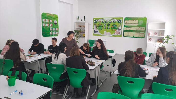 Поддержка выпускников: Ресурсный центр проводит занятия для старшеклассников района