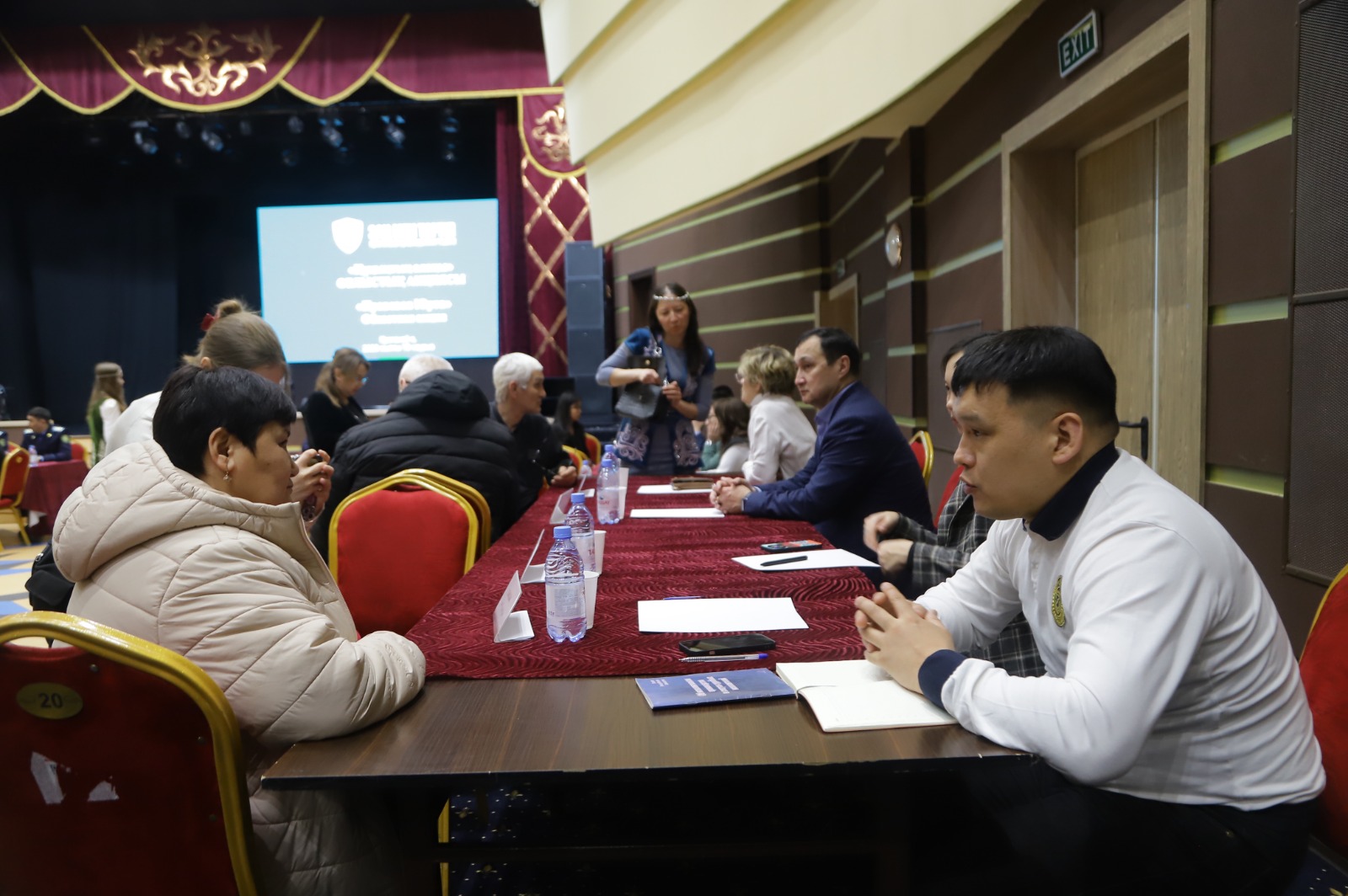 Мероприятие по государственным услугам «Халыққа қызмет»