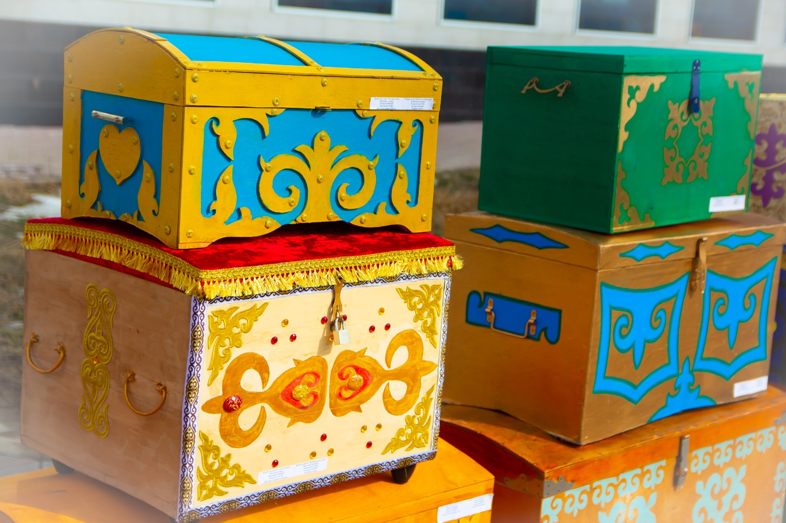 Павлодар оқушылары құрақ құрап, ұлттық сандық жасады