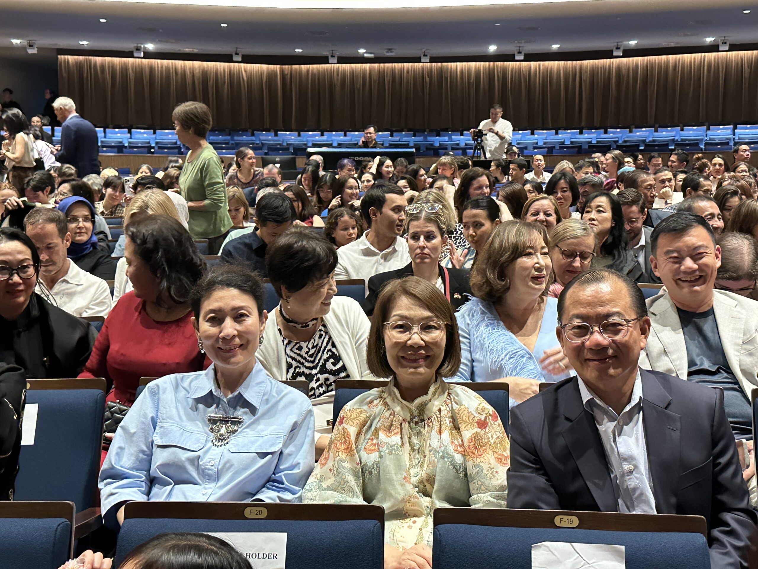 В Сингапуре прошли гастроли Казахского национального  театра оперы и балета имени Абая