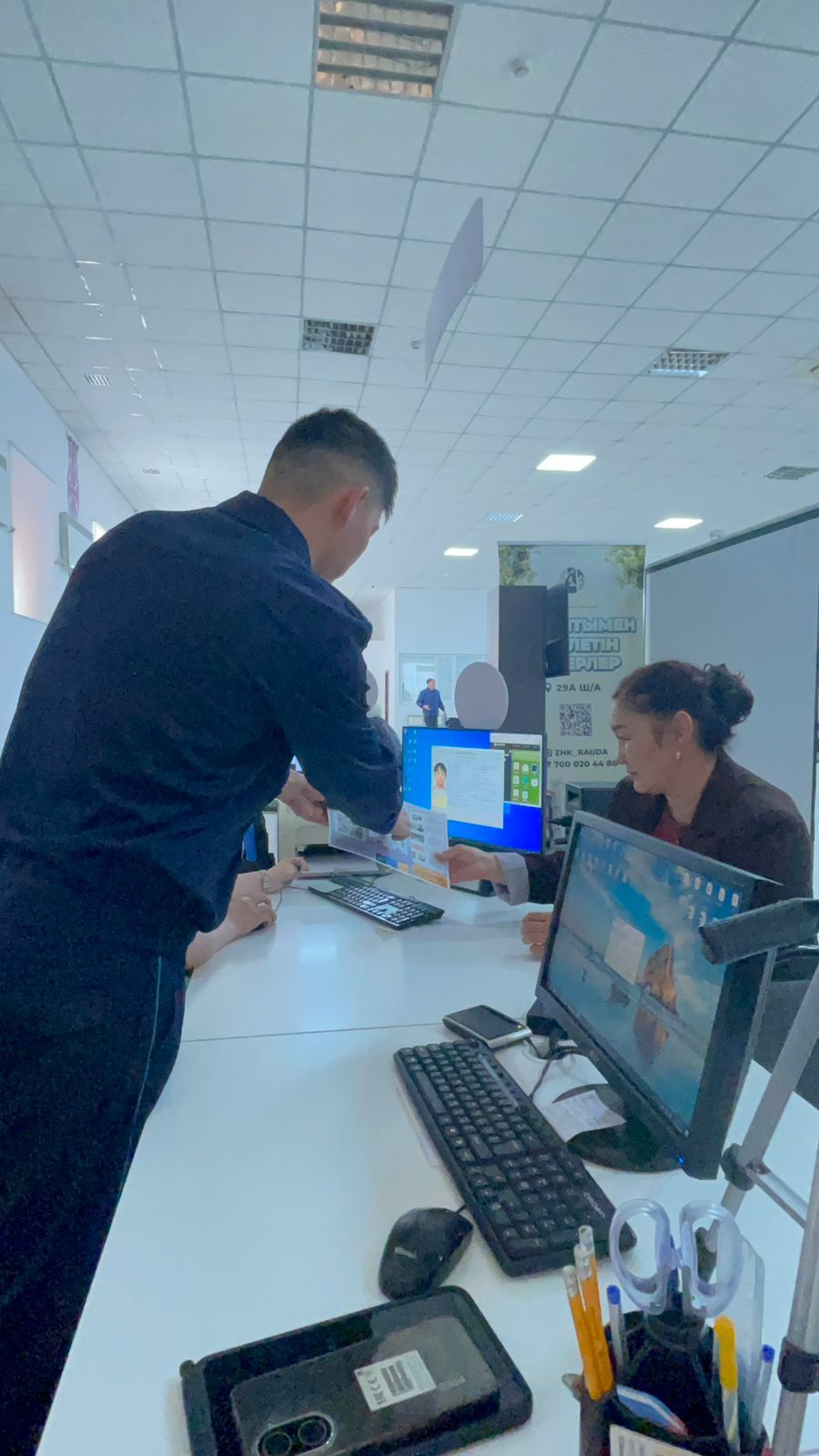 Во дворах районов проходят встречи полиции с жителями