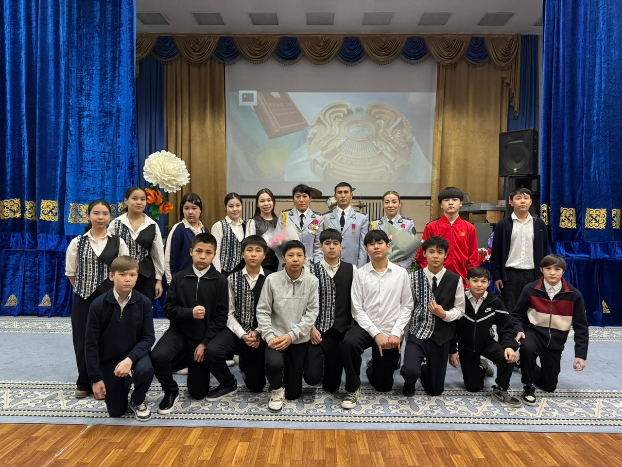 В столичной школе №55 прошла встреча «Жас сақшы» с чемпионами UAE SWAT Challenge