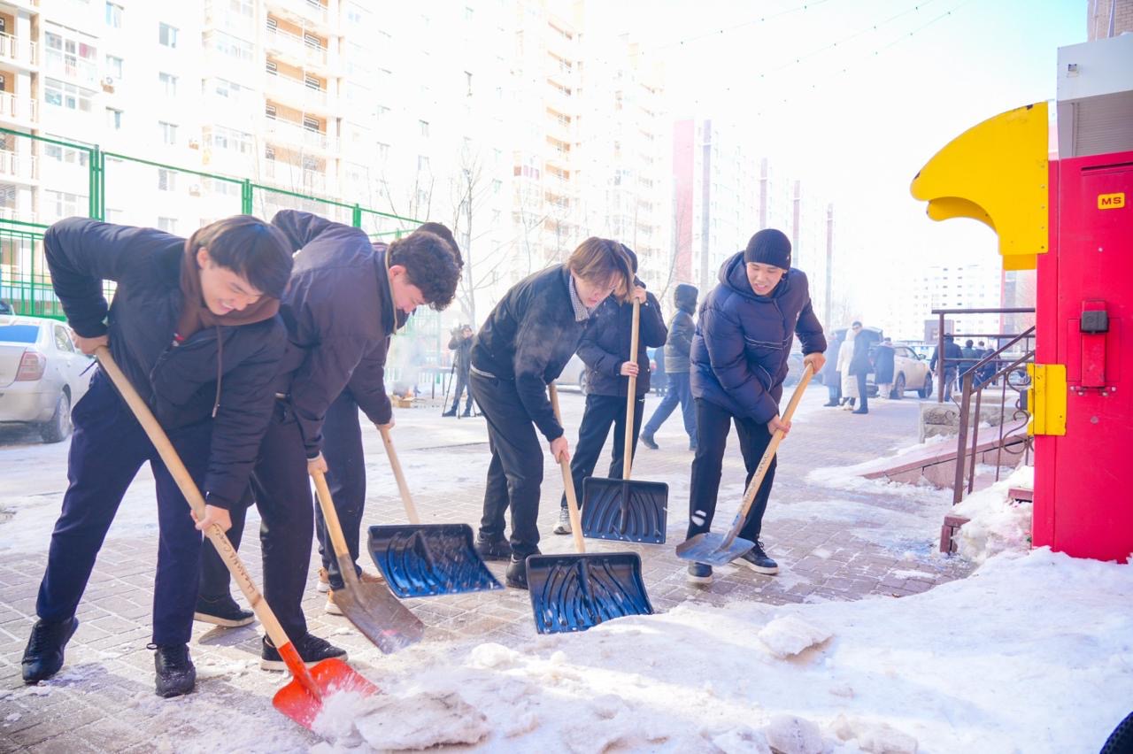 Как соседи в Астане вместе отметили День обновления