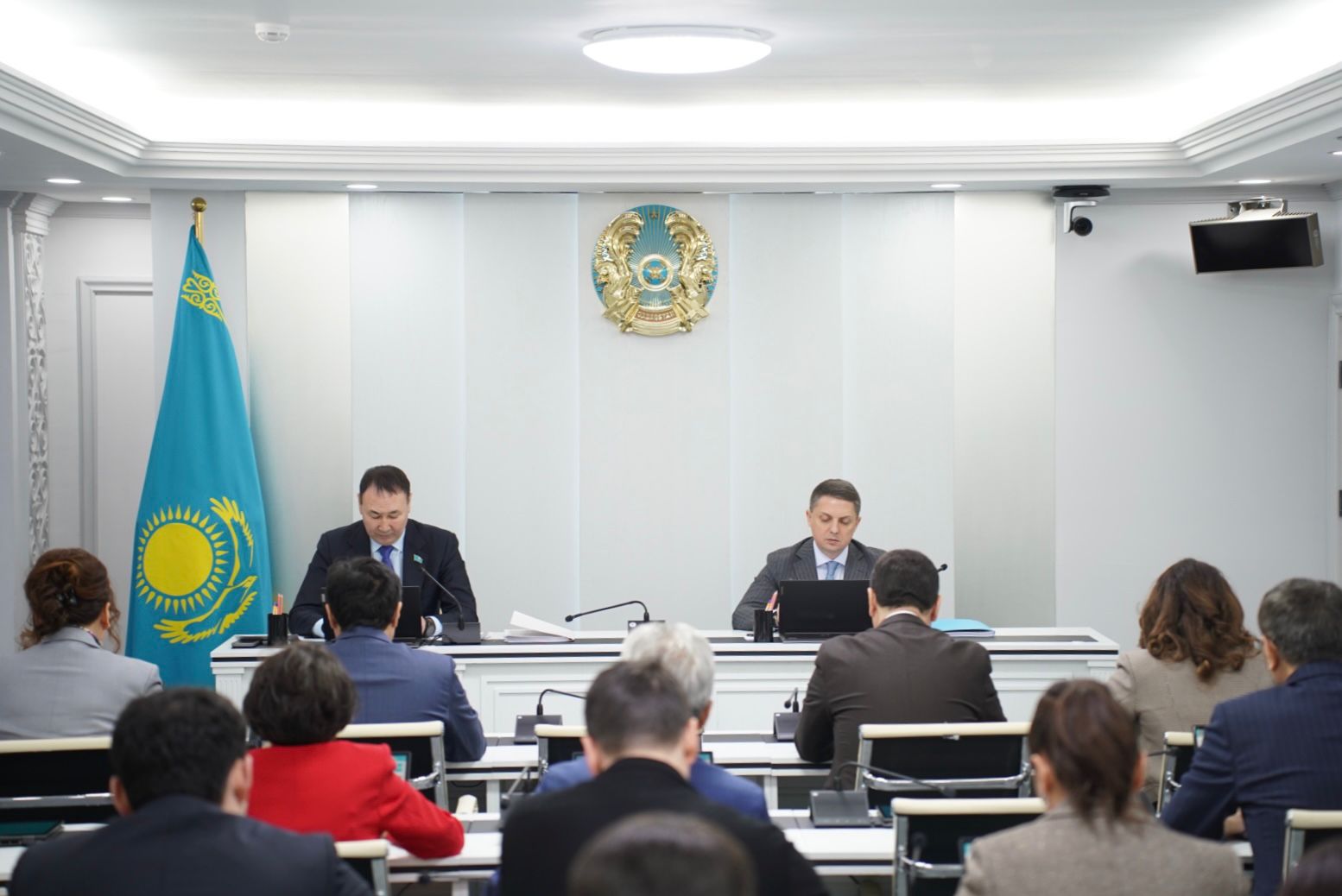 Внеочередная сессия по вопросам уточнения бюджета  на 2026-2028 годы (27.02.2026)