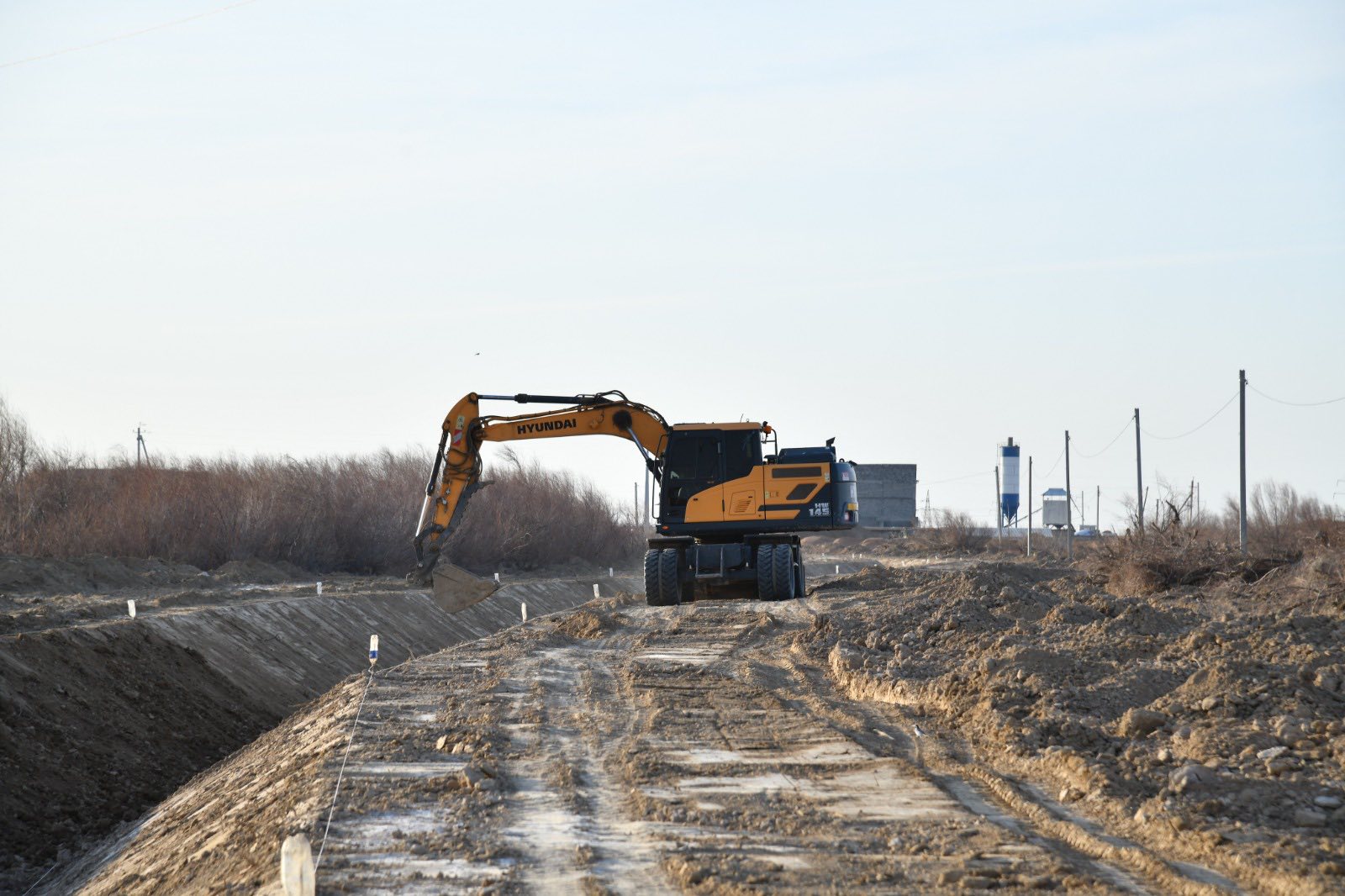 ОТЫРАРДА СУАРУ МАУСЫМЫНА ДАЙЫНДЫҚ ЖҰМЫСТАРЫ ҚАРҚЫНДЫ ЖҮРГІЗІЛУДЕ