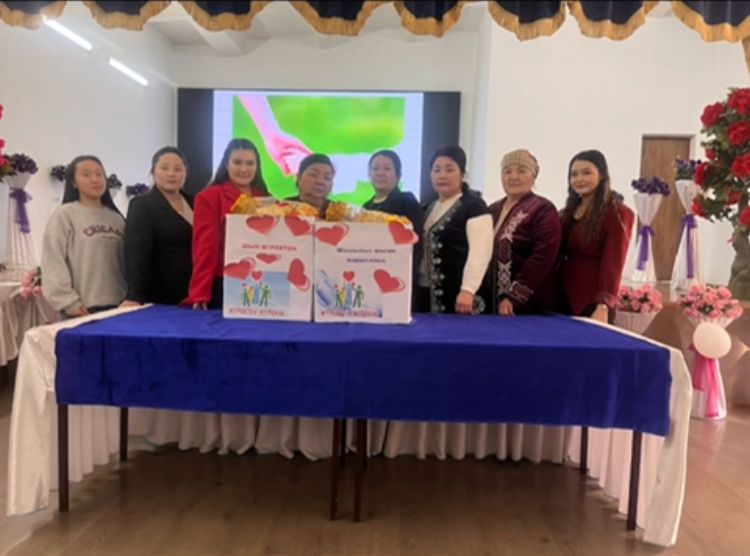 15 марта в Улкеншыганском сельском округе в рамках благотворительной акции была организована акция «Жақсылық жасап жарысайық» на тему «Қайырымдылық – жылы жүректен»