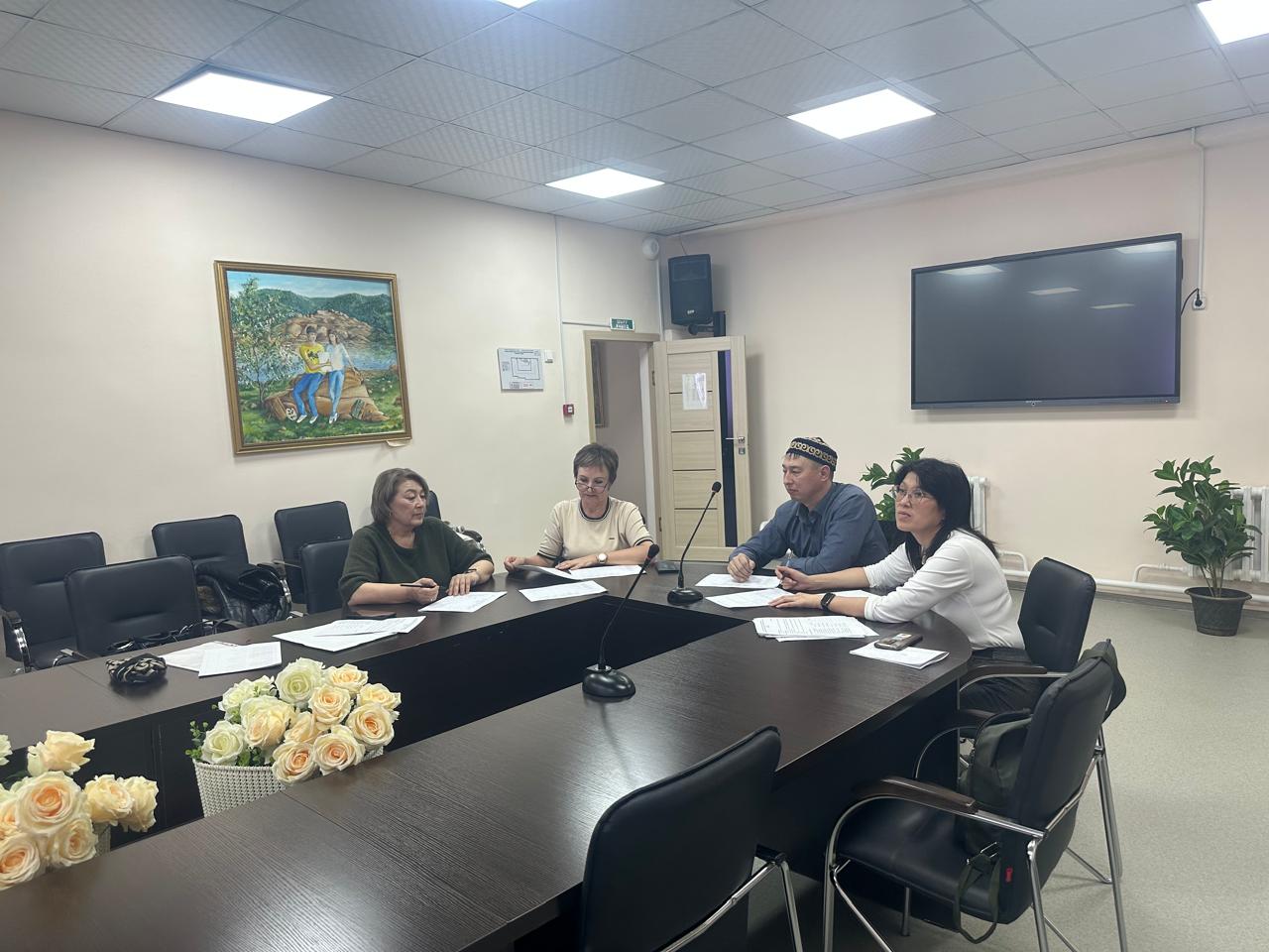 10 марта 2026 года отделом образования города Шахтинска проведен городской этап республиканского выставки-конкрса художественного и декоративно-прикладного детского творчества «Алтын қазына».