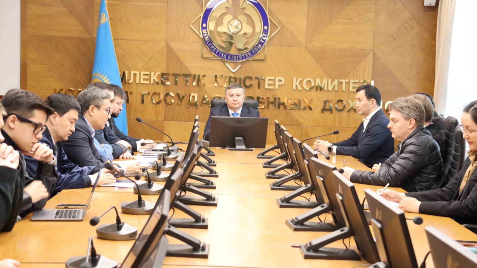 В КГД обсудили новые IT-решения для упрощения налогового учета бизнеса