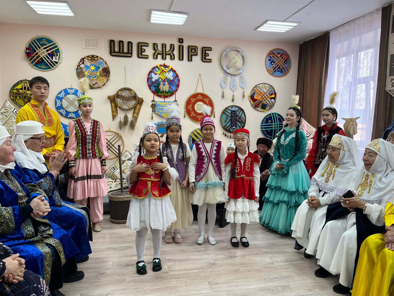 В школе района Алтай открыт кабинет национальных традиций