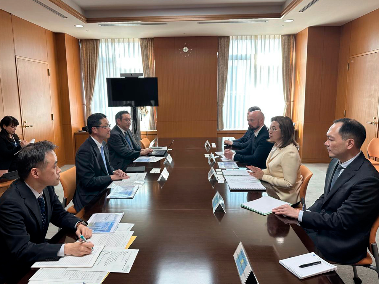 Мадина Абылкасымова провела встречи с руководством финансовых регуляторов Японии