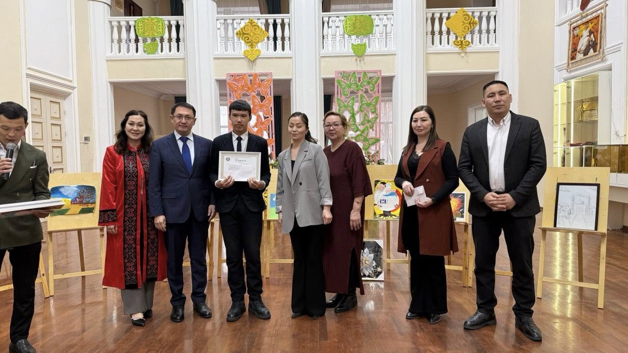 В рамках экологической акции «Таза Казахстан», организованной Департаментом культуры и языковой деятельности города Кызылорды, состоялся региональный конкурс рисунков под названием «Мой любимый город – Кызылорда».