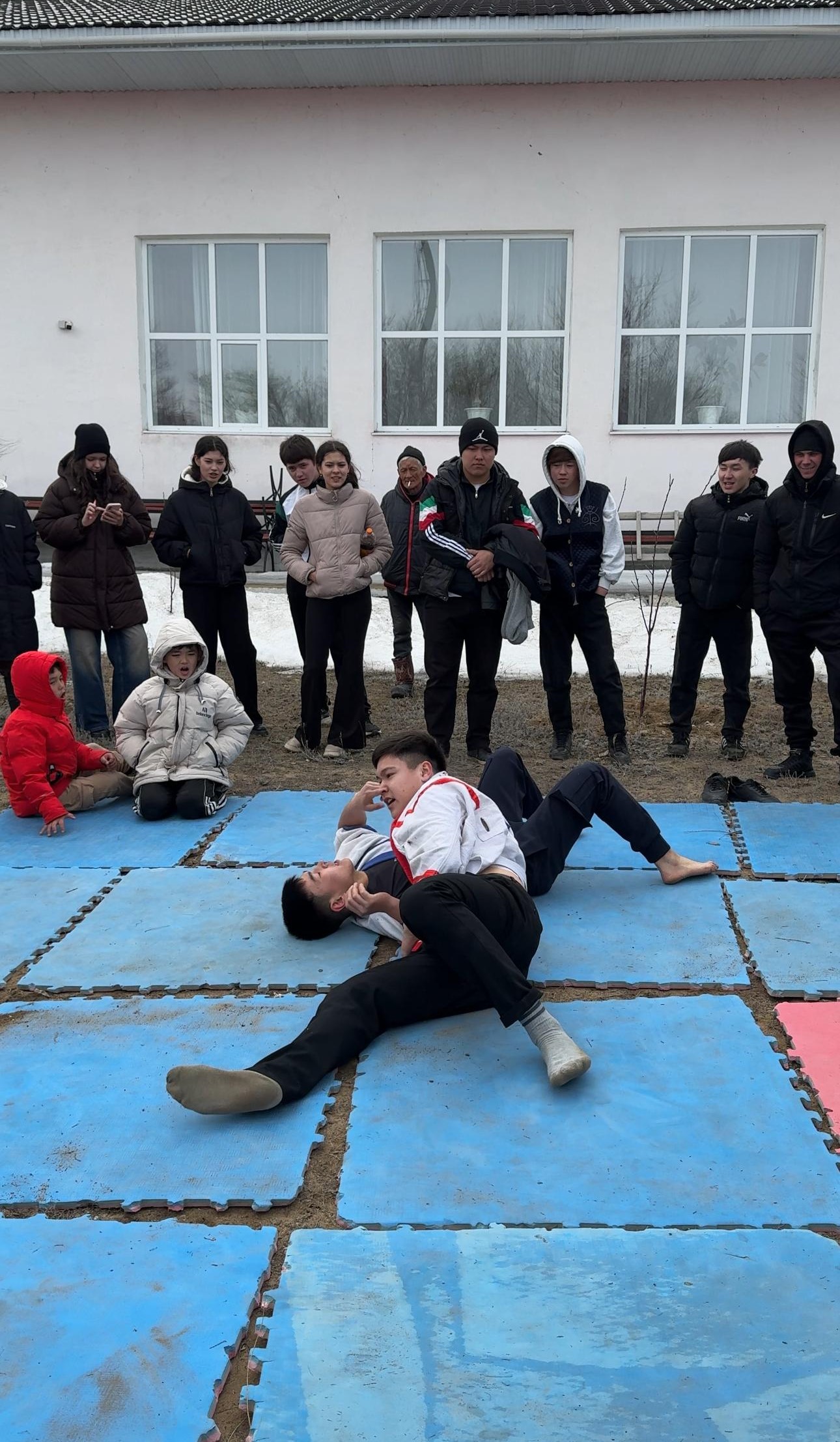 22 марта в селе Акай широко отметили Великий день народа — праздник Наурыз.