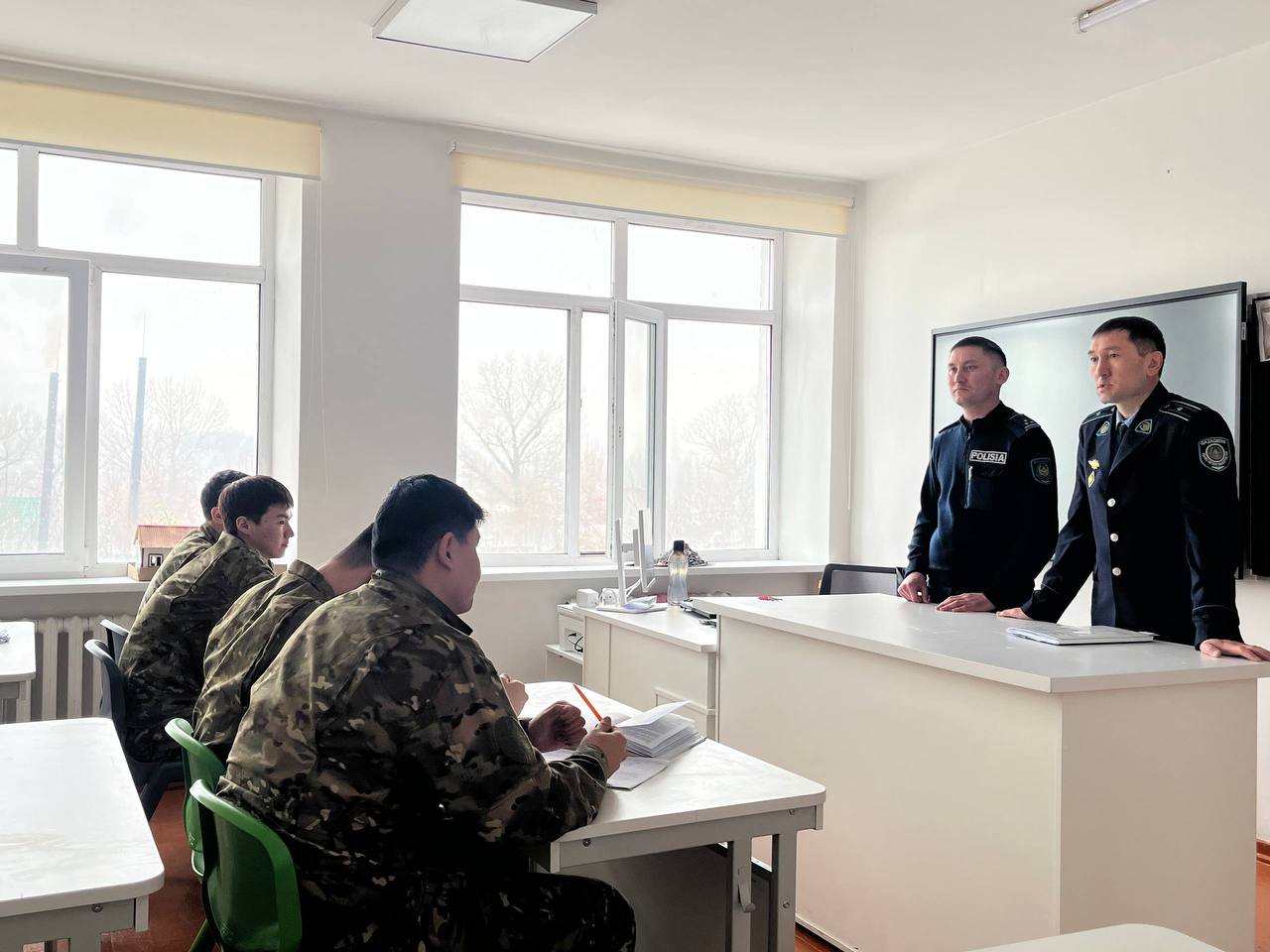 Полиция области Абай усиливает профилактику среди подростков