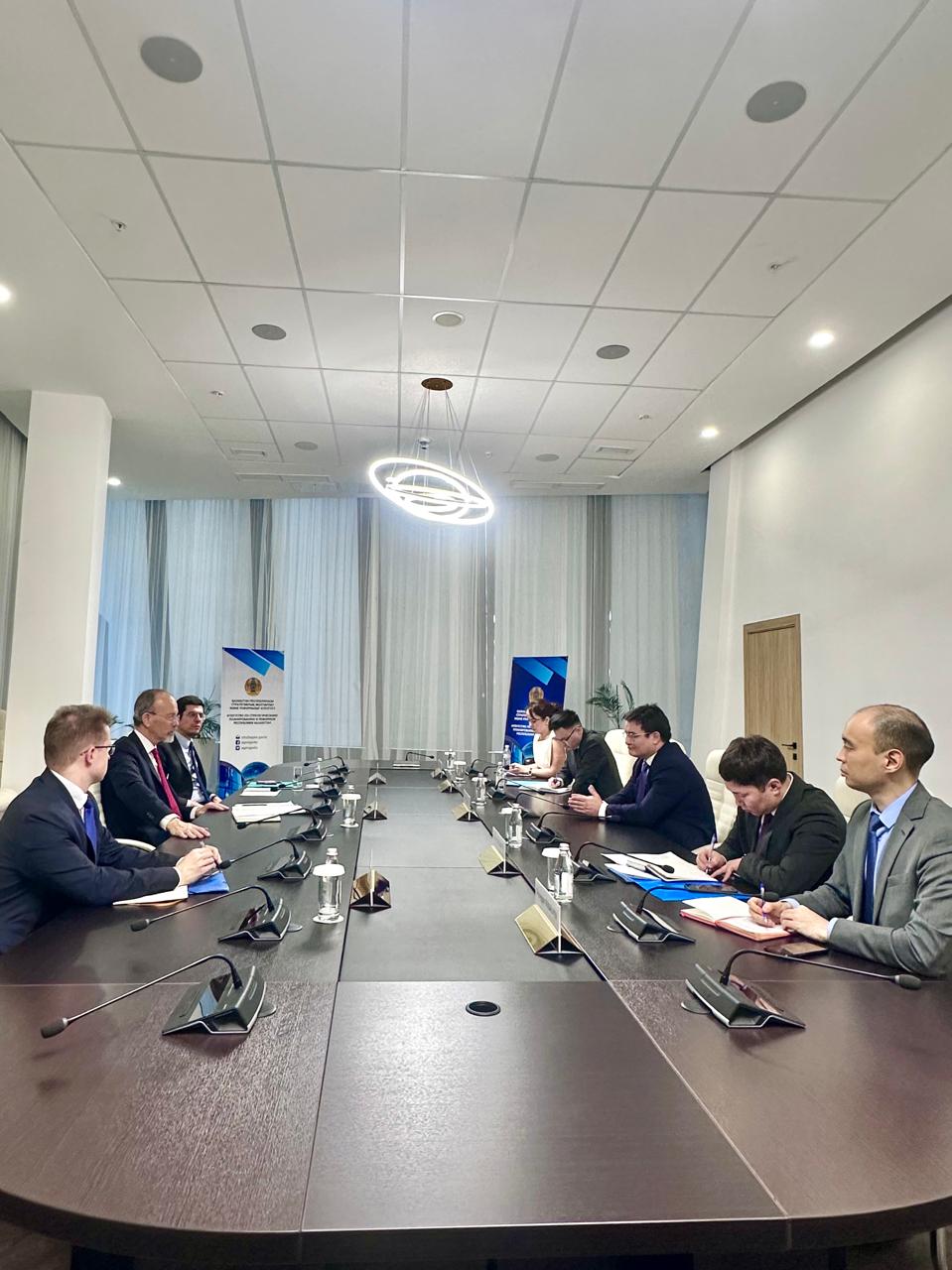 АСПиР и ОЭСР обсудили стратегическое сотрудничество и открытие регионального офиса в Казахстане