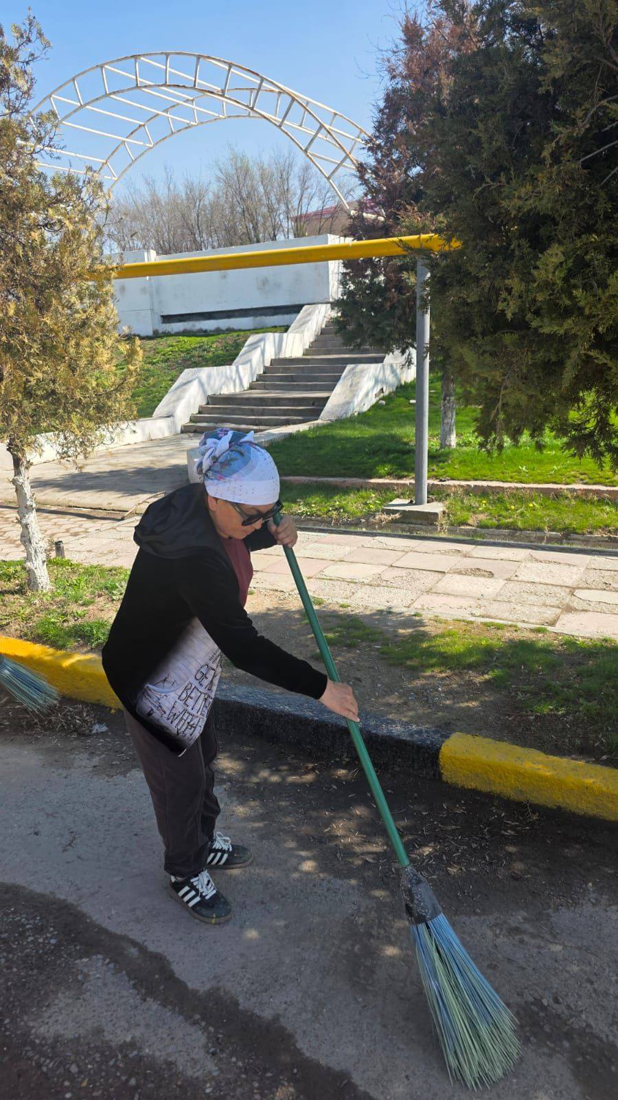 “Таза Қазақстан” экологиялық жобасы аясында 23 наурыз – Тазарту күніне орай аудан көлемінде ауқымды сенбілік ұйымдастырылды.