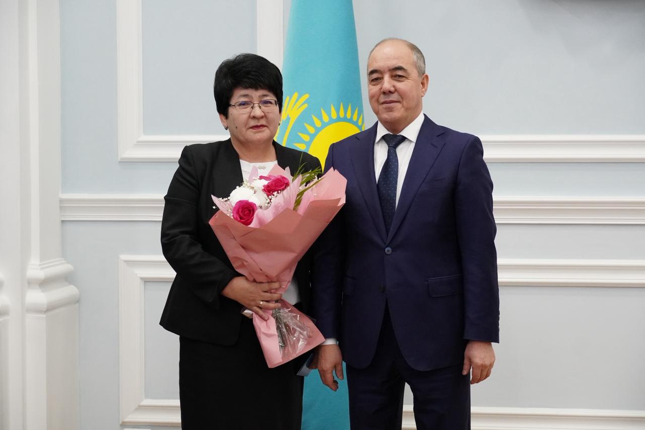 ҚҰТТЫҚТАЙМЫЗ!