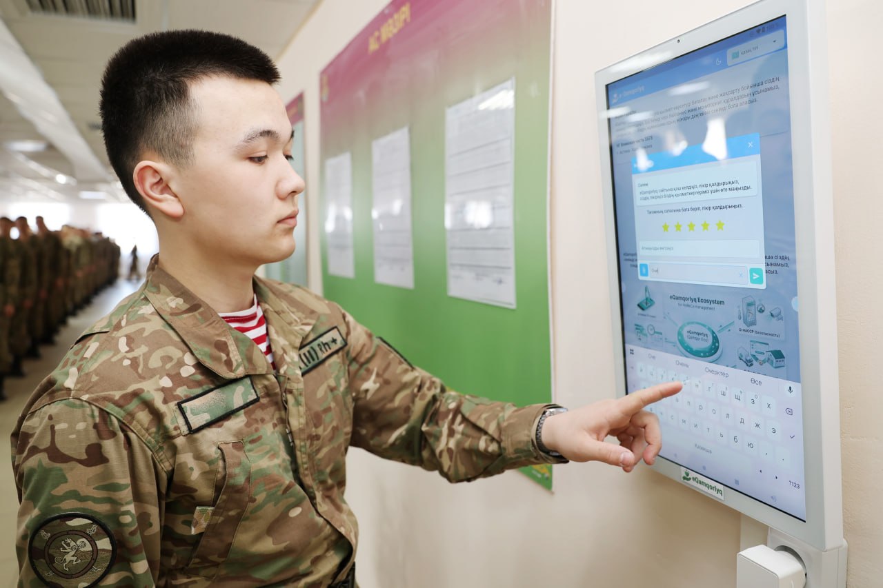 Гвардейцы смогут оценивать качество питания в столовых через электронную систему