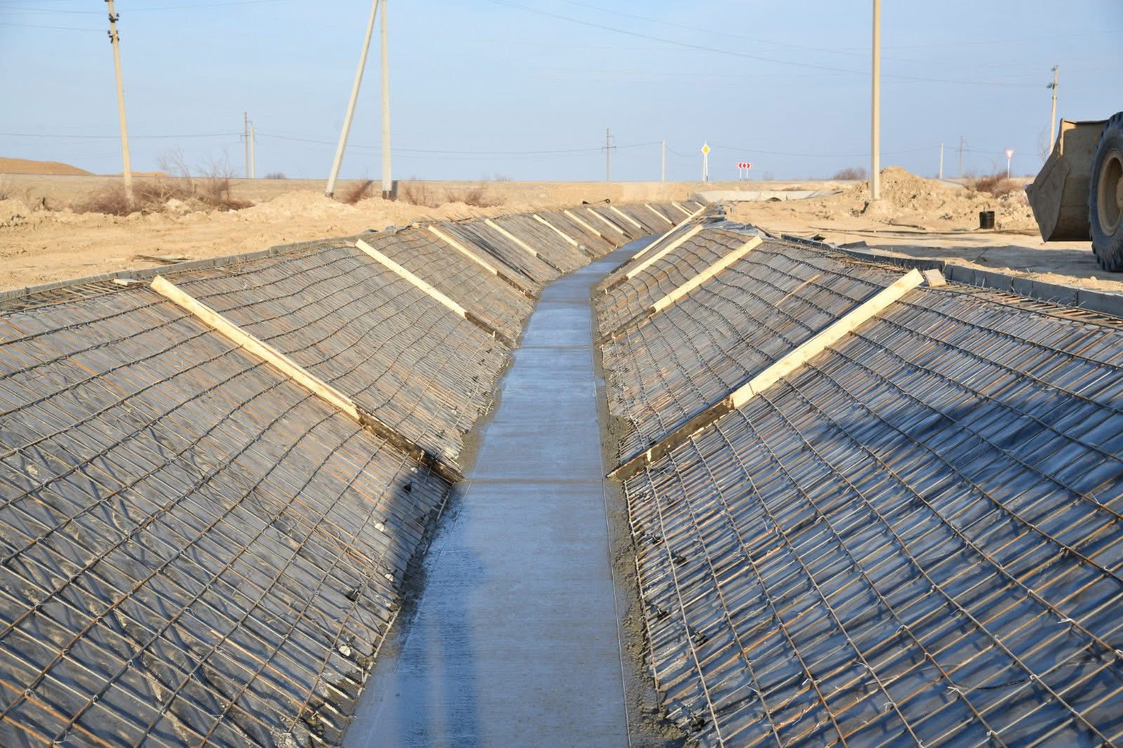 ТУРКЕСТАН: В ОТЫРАРСКОМ РАЙОНЕ АКТИВНО ГОТОВЯТСЯ К ПОЛИВНОМУ СЕЗОНУ