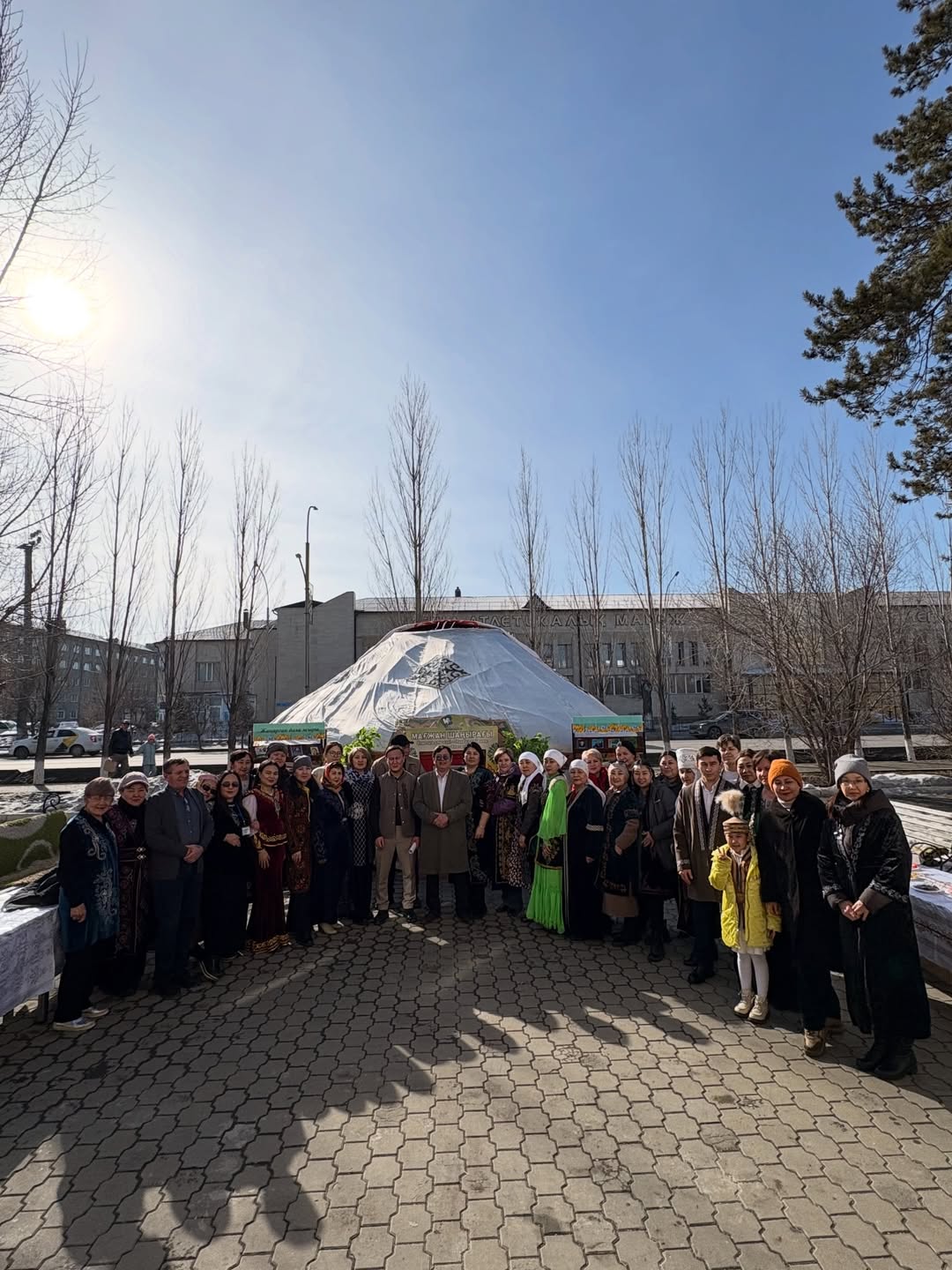 В честь своего 80-летнего юбилея Акмолинская областная универсальная научная библиотека имени Магжана Жумабаева организовала праздничное мероприятие «Қош келдің, Әз-Наурыз», посвященное Великому дню Улыса.