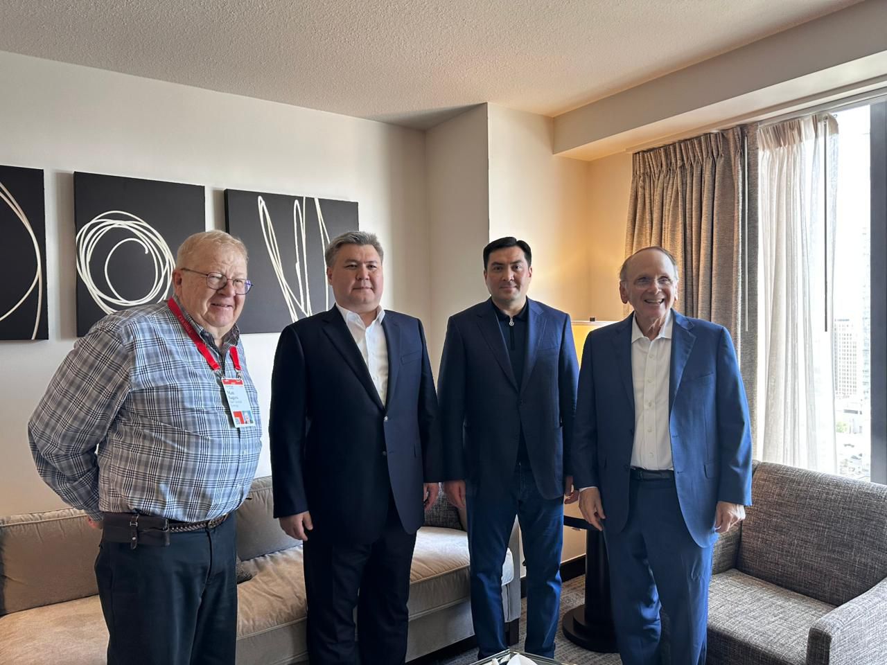 Глава Минэнерго РК обсудил развитие энергорынков с вице-председателем S&P Global Дэниелом Ергиным