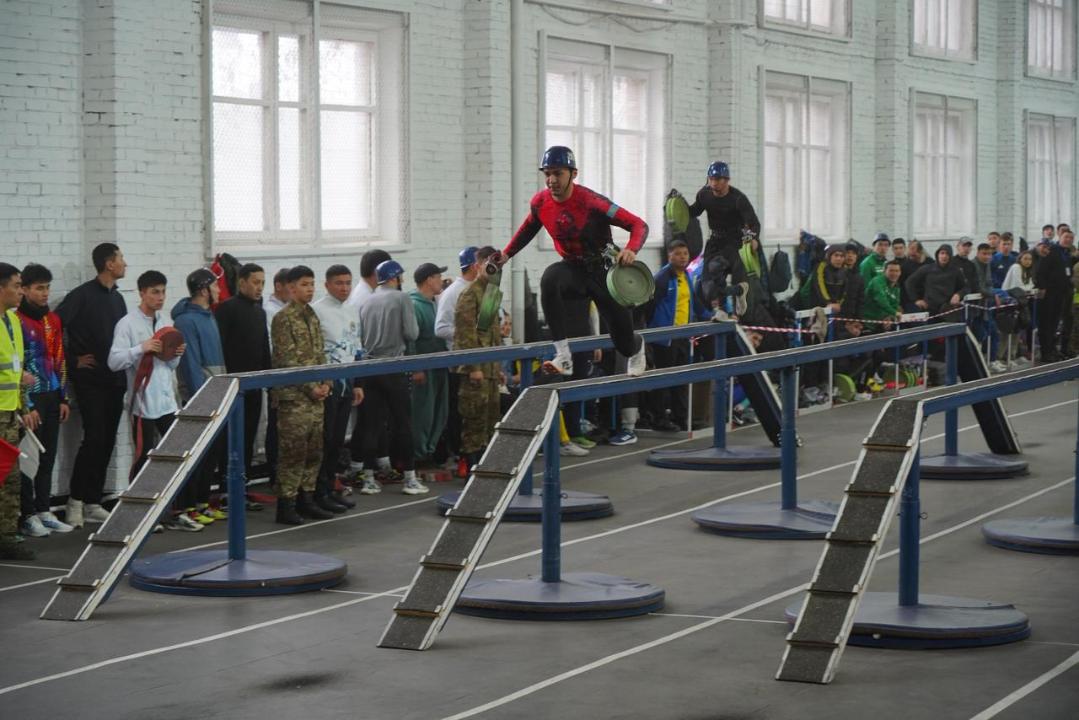 Подведены итоги второго этапа зимних чемпионатов по  пожарно-спасательному спорту