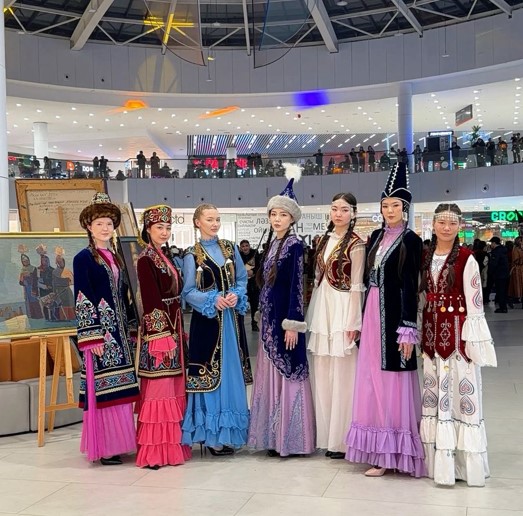 В рамках концепции Наурызнама состоялось празднование Дня национальной одежды