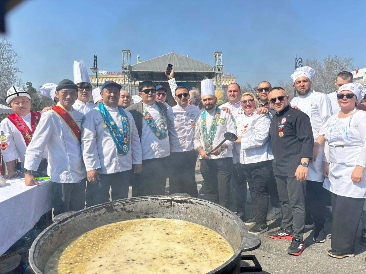 МЕЖДУНАРОДНЫЙ ФЕСТИВАЛЬ «DAMDASTOUR» В ШЫМКЕНТЕ СТАЛ ЯРКИМ СОБЫТИЕМ НАУРЫЗА