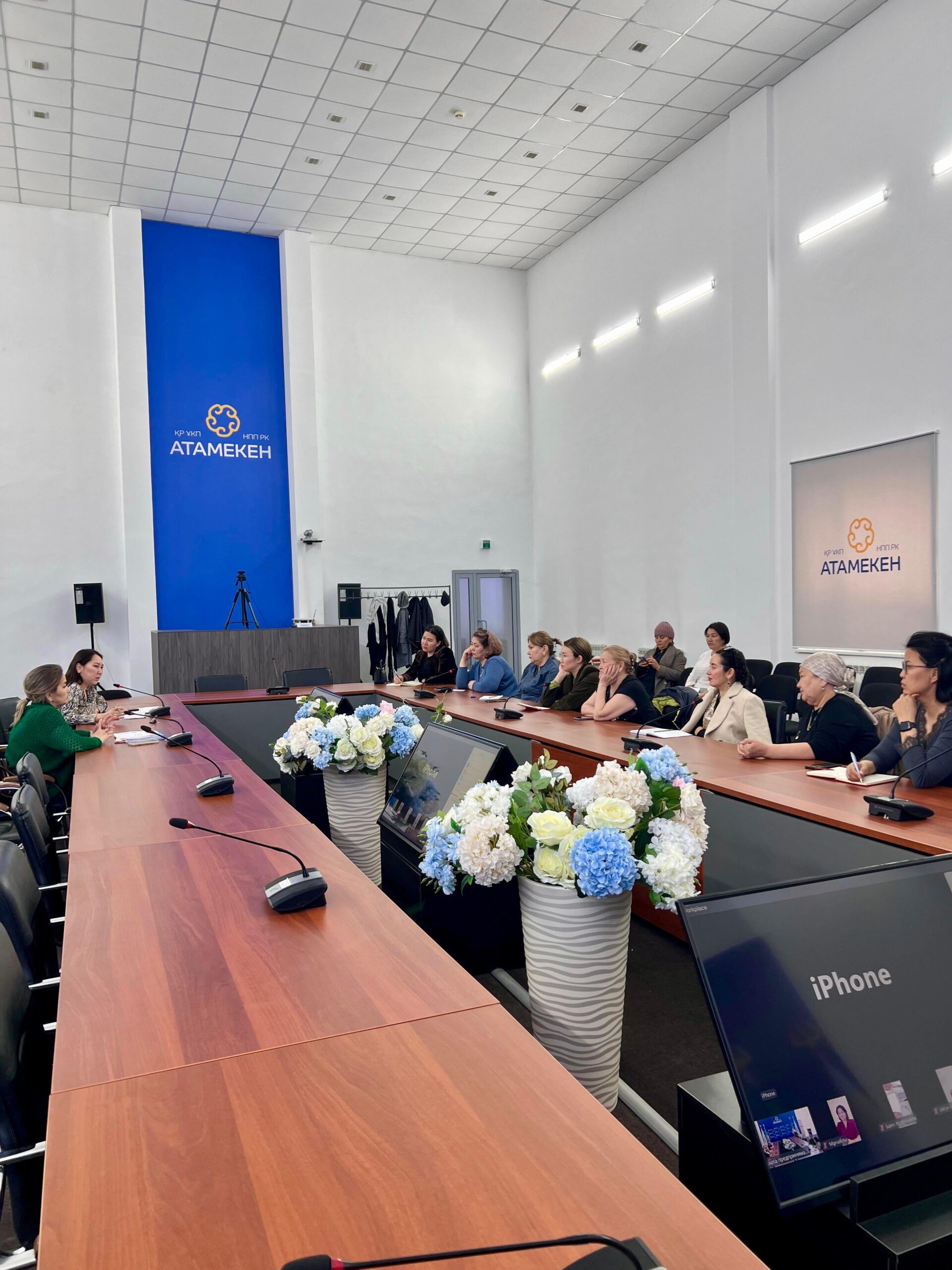 18 марта 2026 года Департамент санитарно-эпидемиологического контроля Мангистауской области на площадке Палаты предпринимателей Мангистауской области «Атамекен» провёл семинар среди сотрудников частных образовательных организаций и предпринимателей, работающих в школьных столовых.