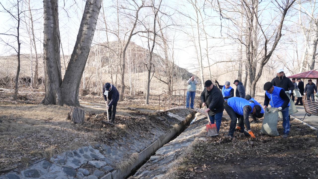В ВКО в ходе новой экологической акции  очищены родники  и берега водоёмов
