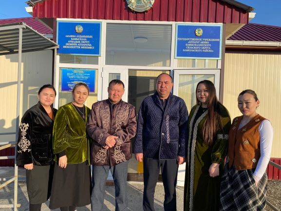 18 марта – День национальной одежды