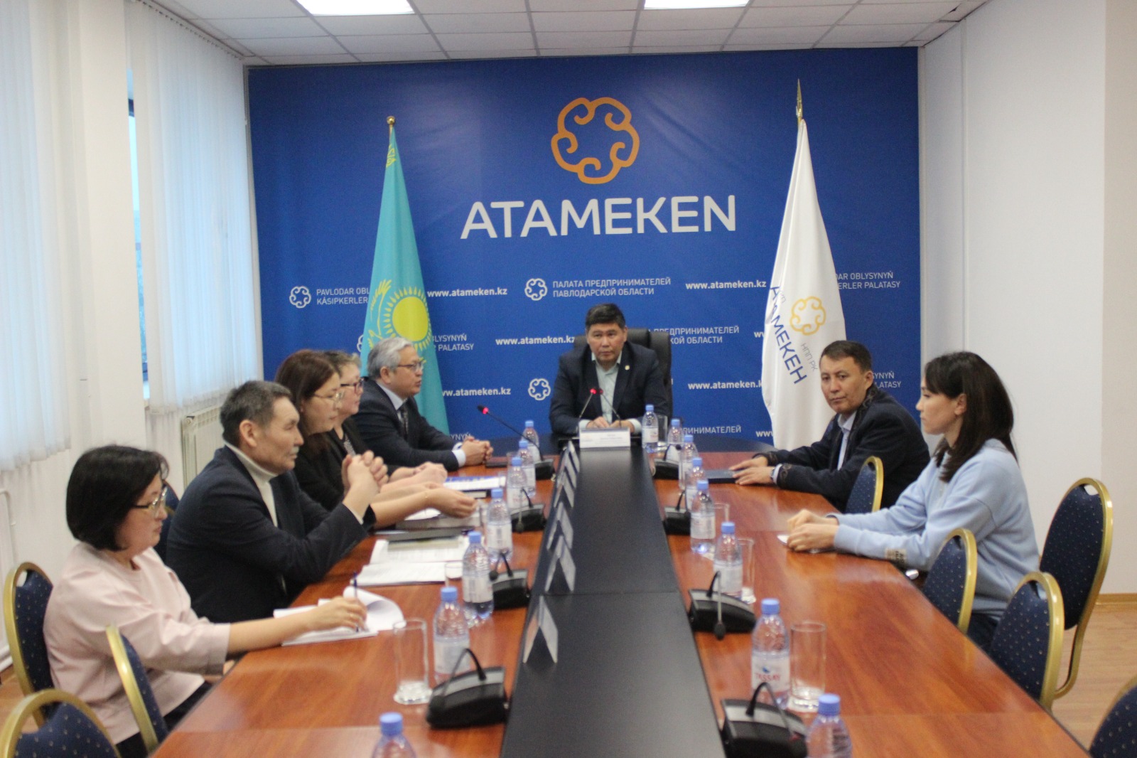 Департамент государственных доходов провел семинар-встречу с бизнес-сообществом региона