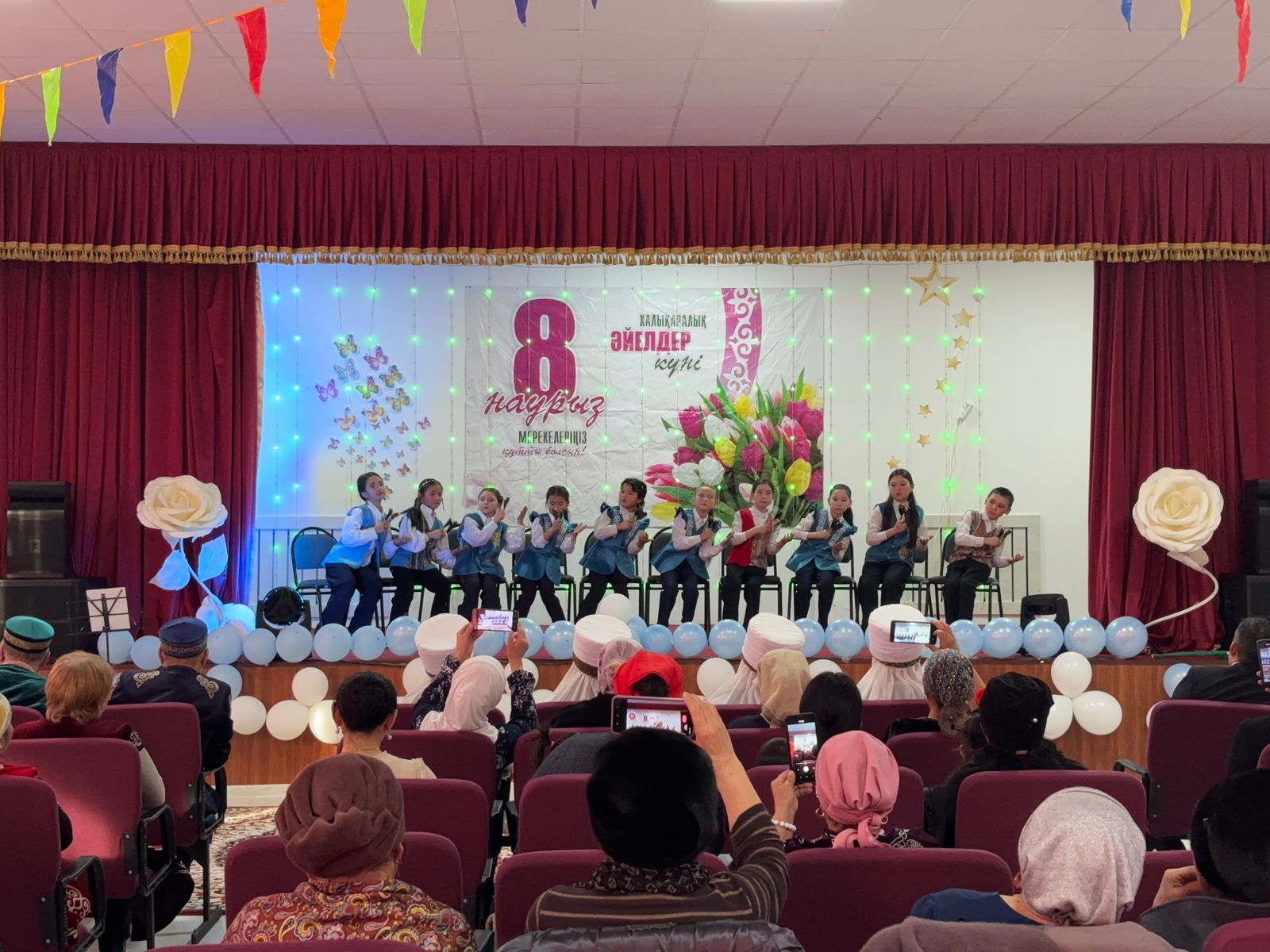 5 марта 2026 года в сельском клубе села Коныр состоялся праздничный концерт, посвященный 8 марта – Международному женскому дню.