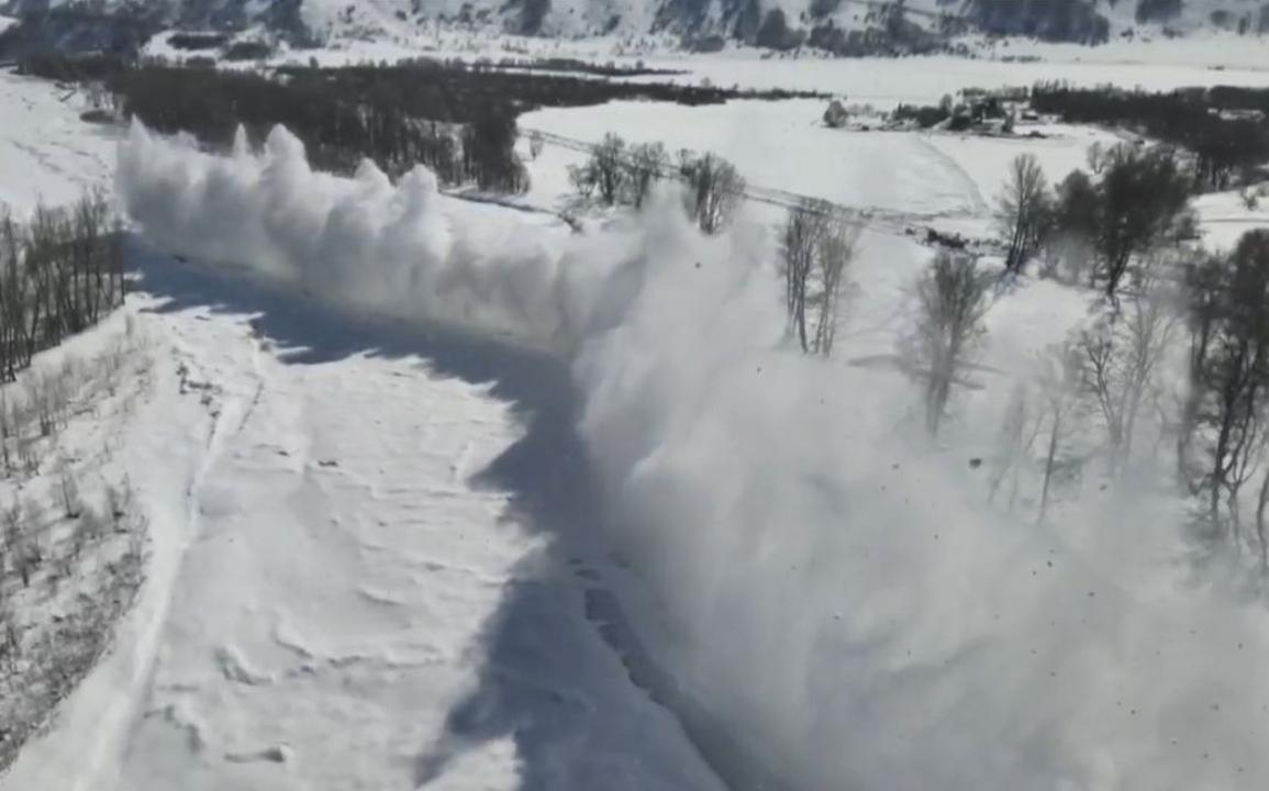 На реках ВКО проводятся профилактические противопаводковые меры