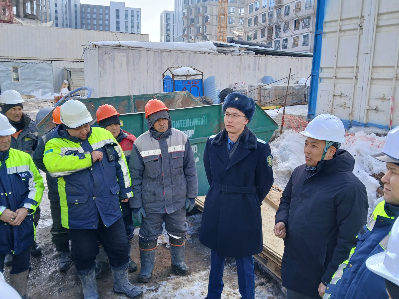 Департаментом инспекции труда совместно с Прокуратурой района «Есиль» города Астаны в рамках принципа «ЗАКОН и ПОРЯДОК» проведена встреча