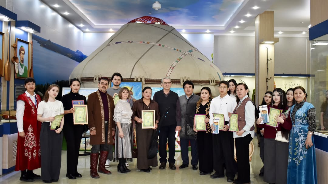 Городской конкурс мастеров кисти среди студентов Вузов «Наурыз нақыштары»