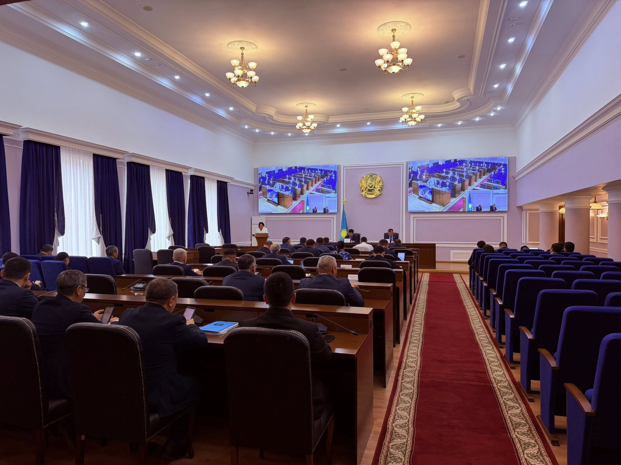 Совместное заседание постоянных комиссий Западно-Казахстанского областного маслихата