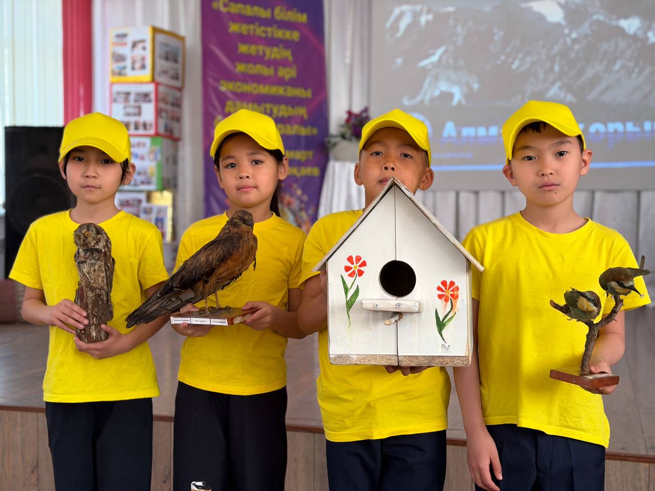 1 апрель –  Международный день птиц