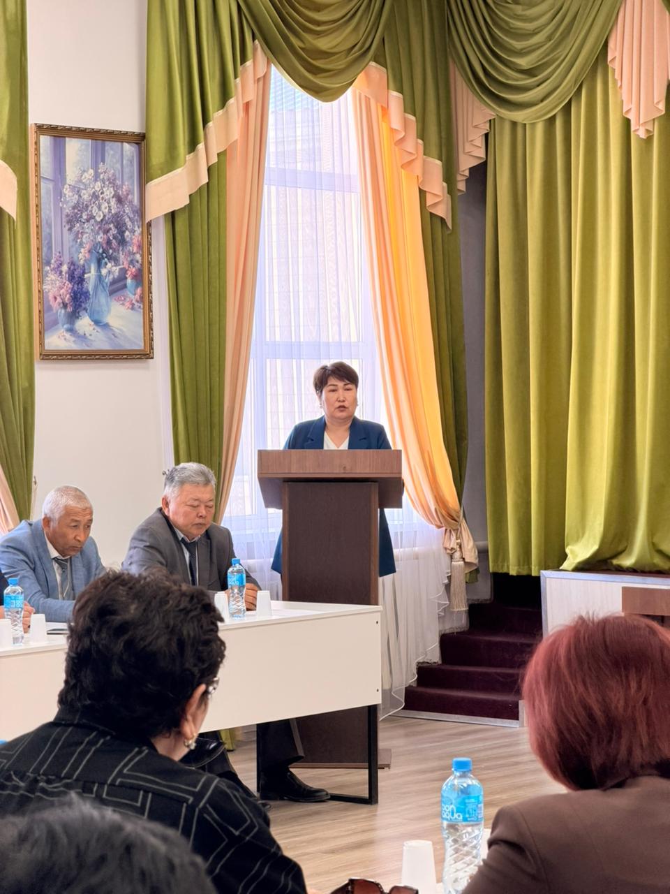 В Кызылкогинском районе проведён семинар по вопросам охраны труда для работников образования